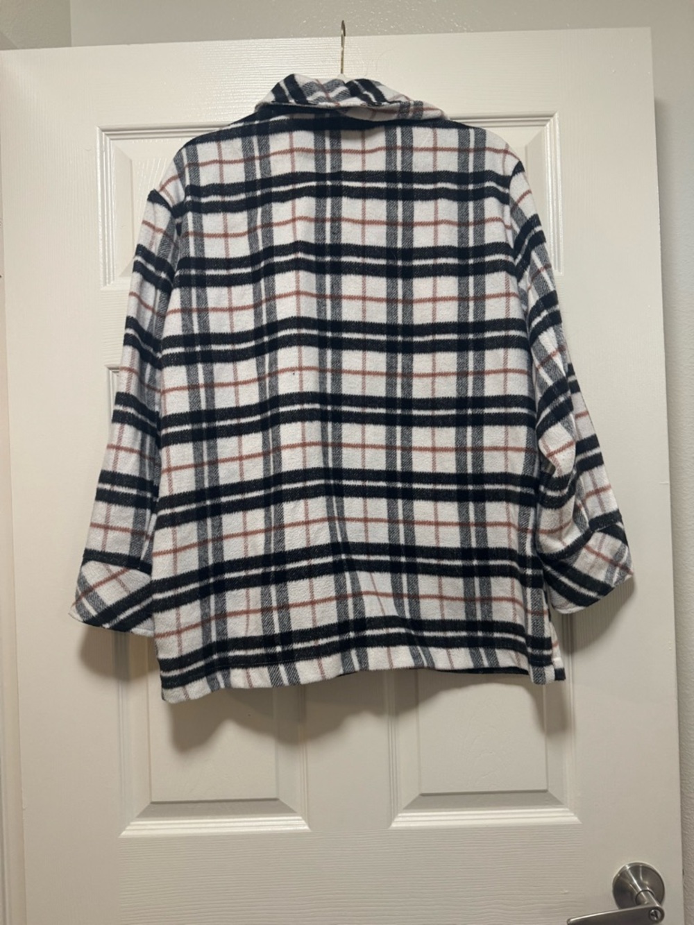 Kensie Flannel Plaid Shacket - Picture 4 of 9
